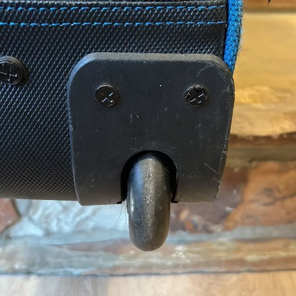 Fūl Blue and Grey Rolling Travel Duffel Bag